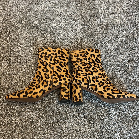 Banana Republic leopard block heel ankle boots, size 7 - Picture 5 of 9